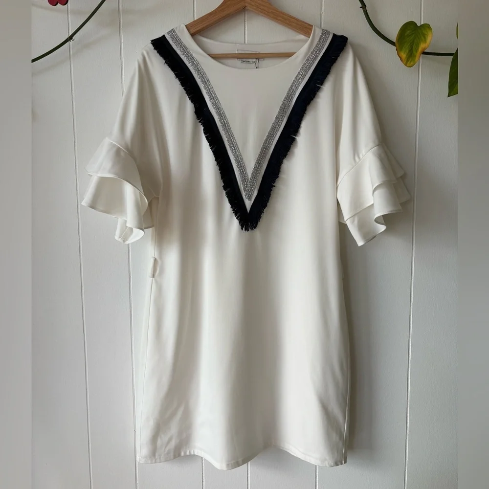 Molly Bracken White Ruffle Sleeve Dress | Size Medium - Picture 2 of 9